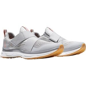 Slipstream Indoor Cycling Shoe - Women's  With Universal Clips